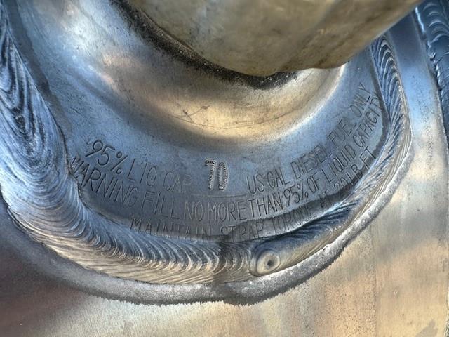 2026 Peterbilt 548-17