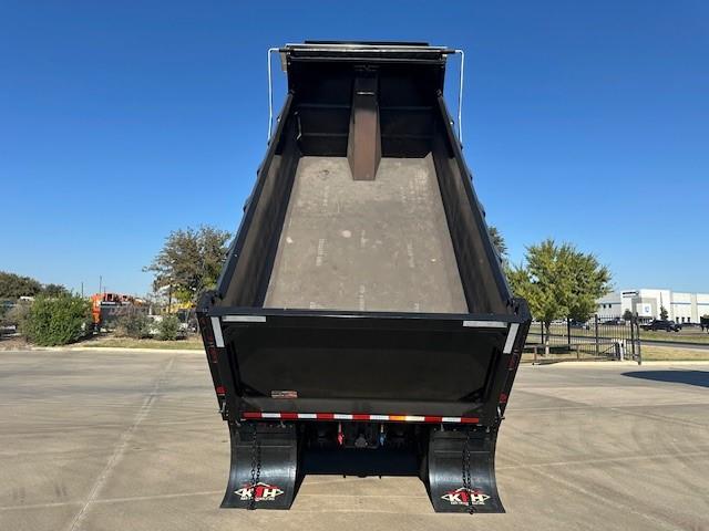 2026 Peterbilt 548-42