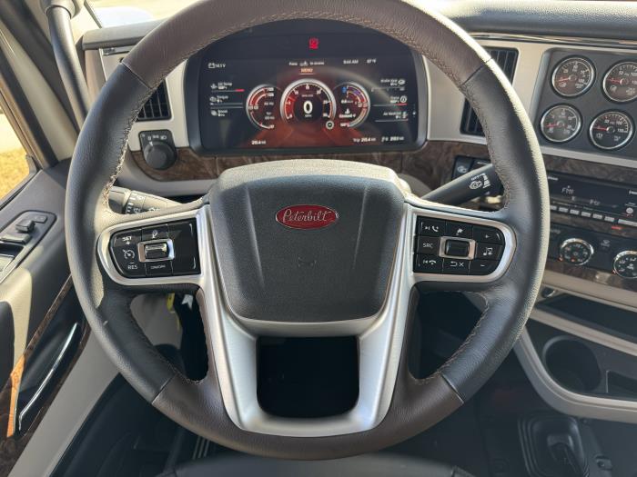 2026 Peterbilt 589-12