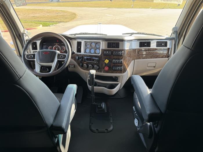 2026 Peterbilt 589-26