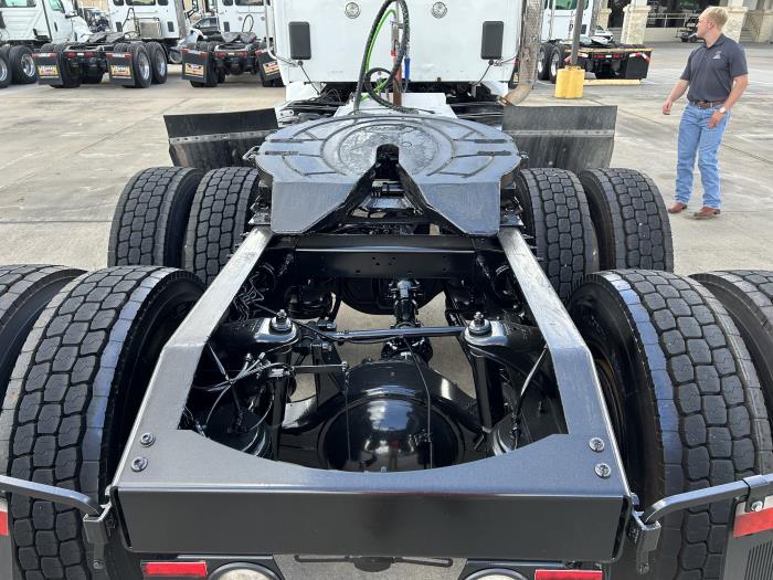 2019 Peterbilt 579-13