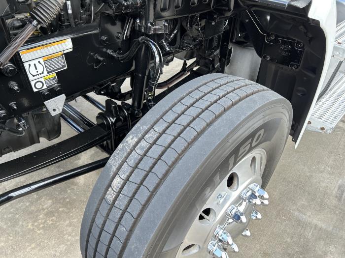 2019 Peterbilt 579-17