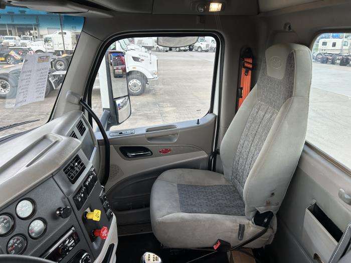 2019 Peterbilt 579-24