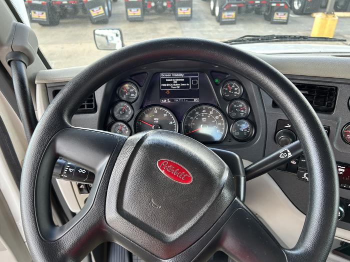 2019 Peterbilt 579-31