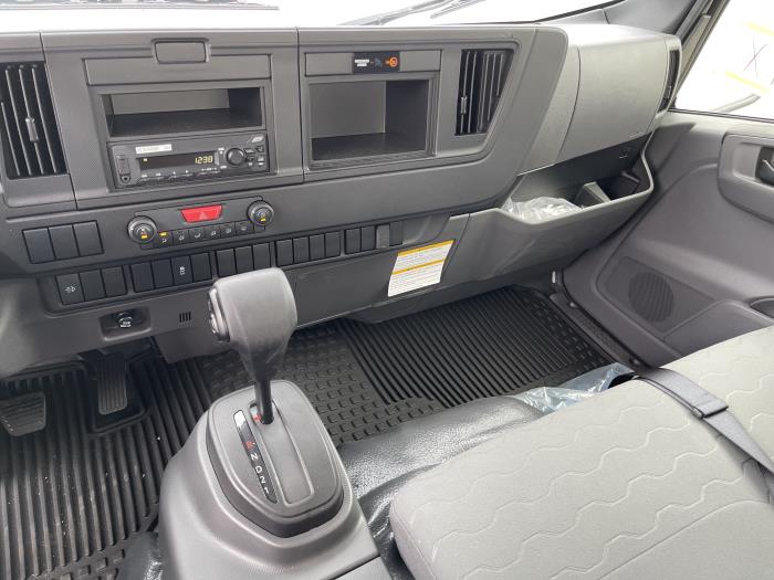 2025 Isuzu NPR-HD-10