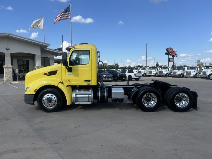 2021 Peterbilt 579-2