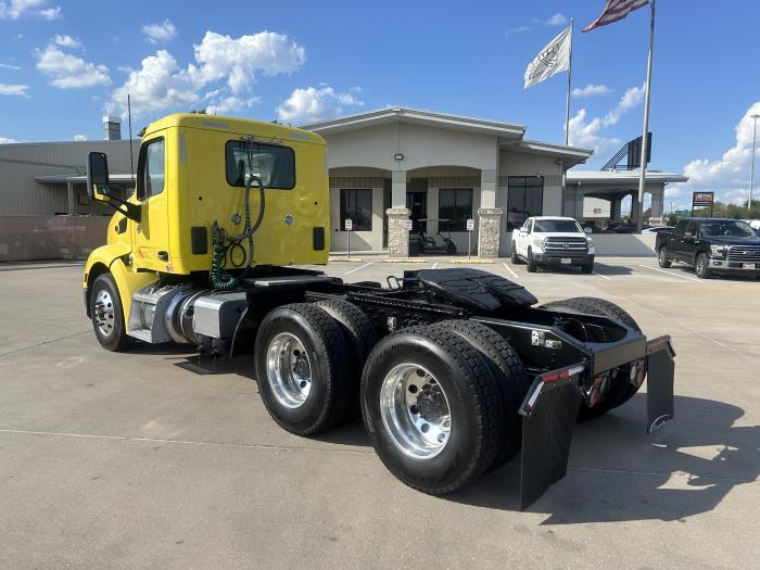 2021 Peterbilt 579-3