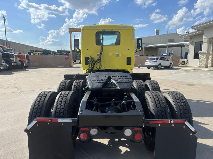 2021 Peterbilt 579-4