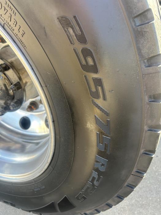 2021 Peterbilt 579-9