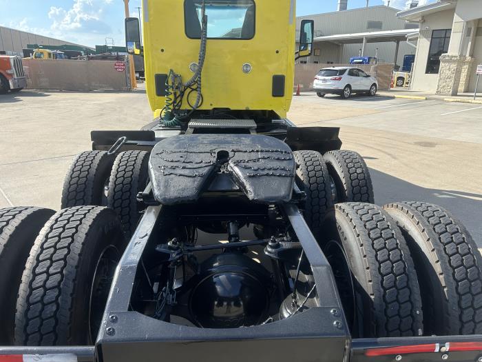 2021 Peterbilt 579-13