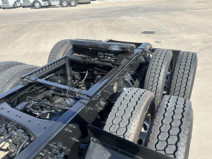 2021 Peterbilt 579-14