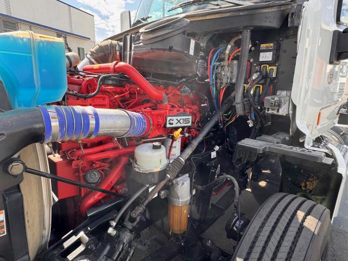 2021 Peterbilt 579-13