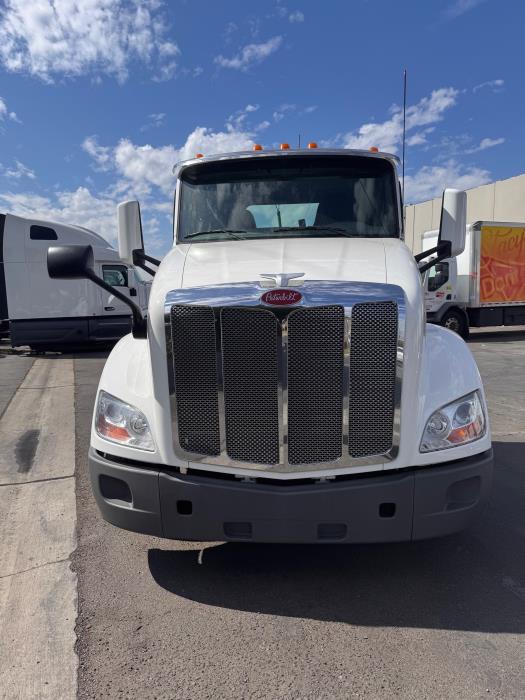 2021 Peterbilt 579-1