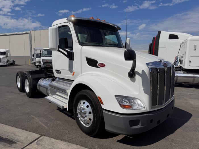 2021 Peterbilt 579-2