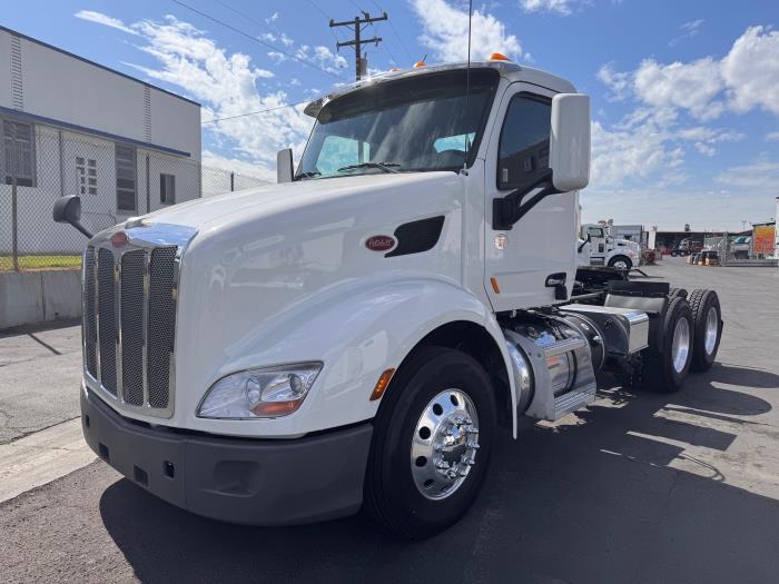 2021 Peterbilt 579-0
