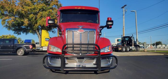 2022 Peterbilt 579-3