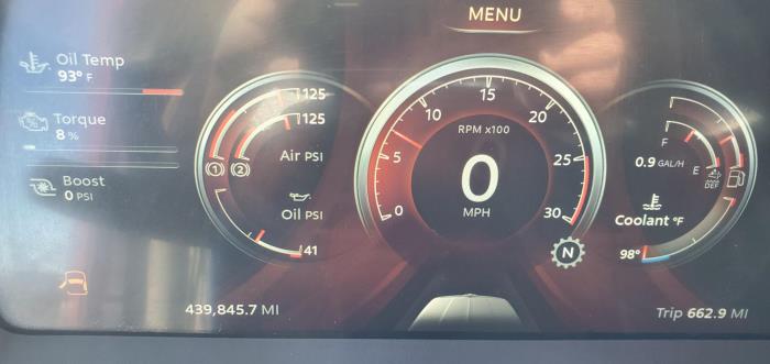 2022 Peterbilt 579-9