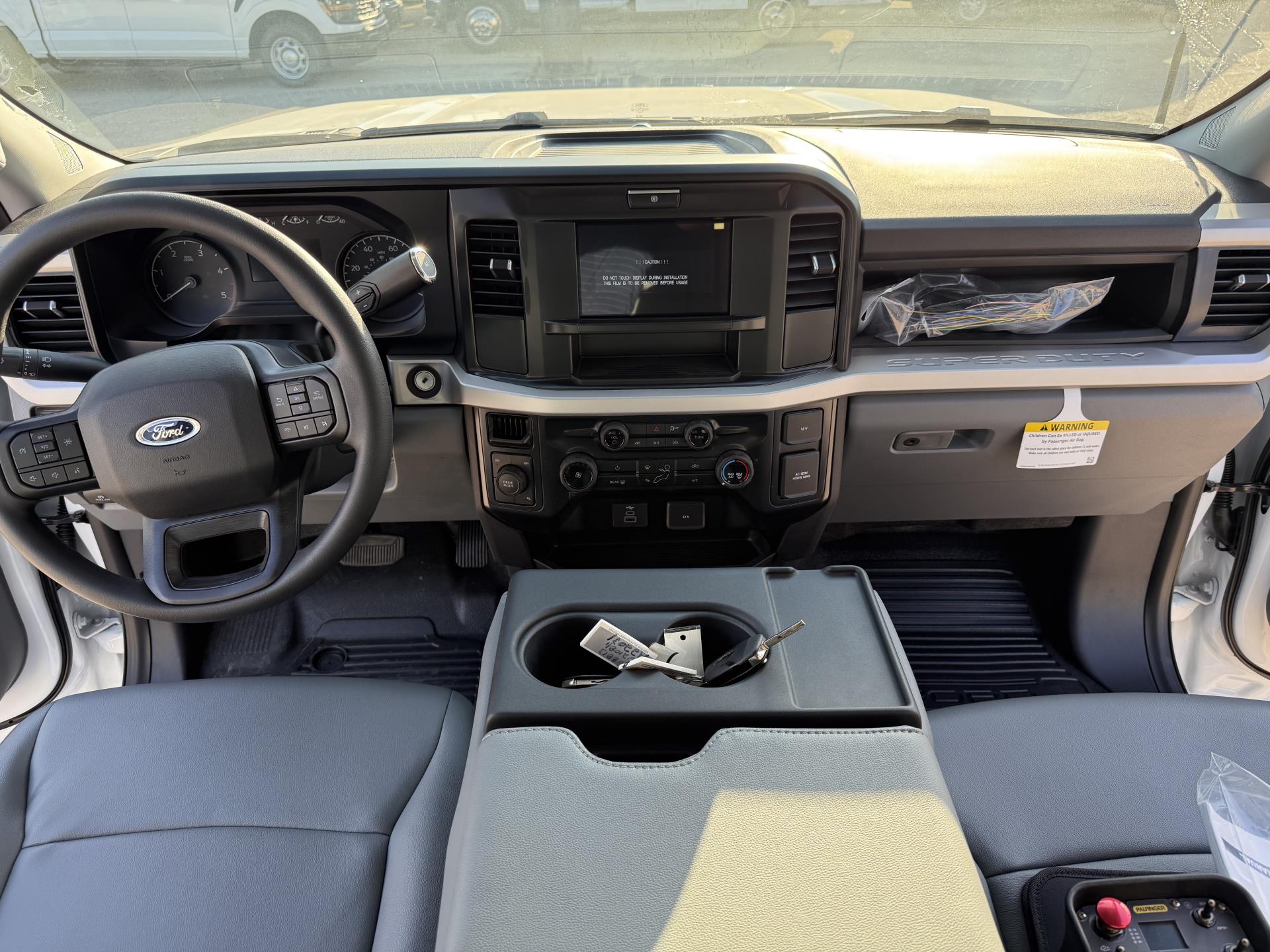 2025 Ford F-550 Crew Cab DRW 4x4 Mechanics Body for sale #1886260 - photo 8