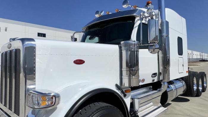2026 Peterbilt 589-20
