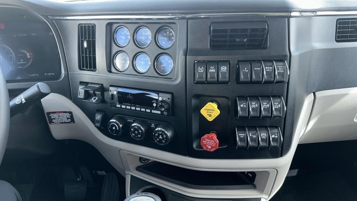 2026 Peterbilt 589-27