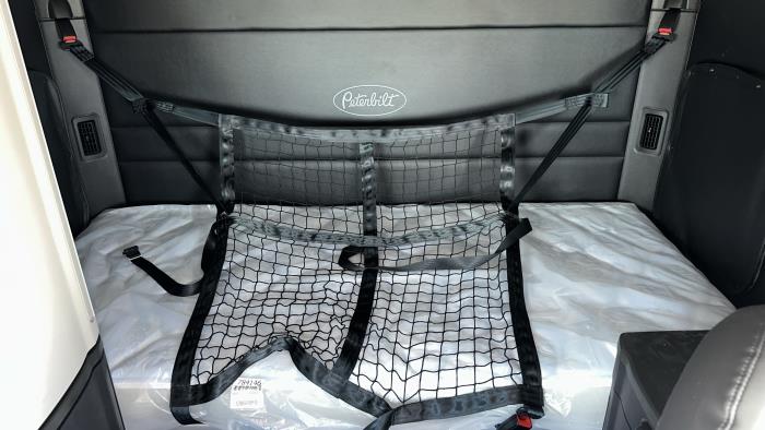 2026 Peterbilt 589-30