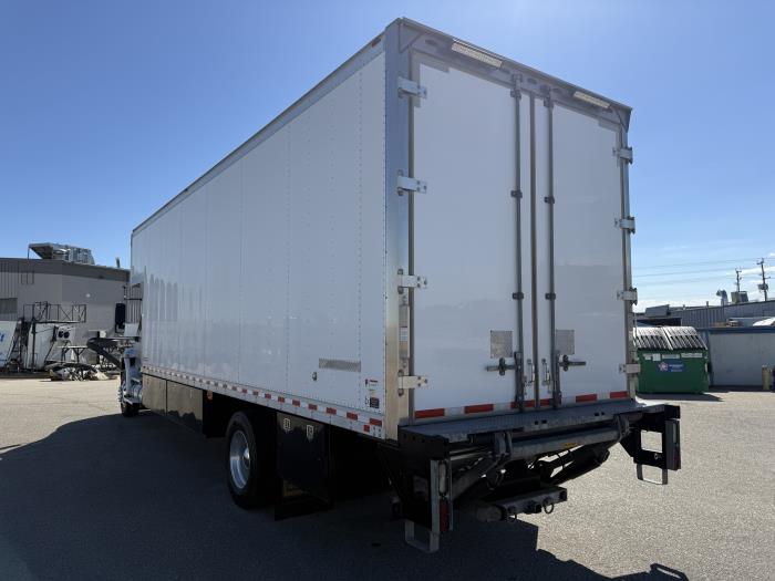 2018 International 4300 DuraStar 4300 photo 4