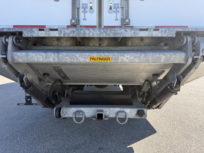 2018 International 4300-18