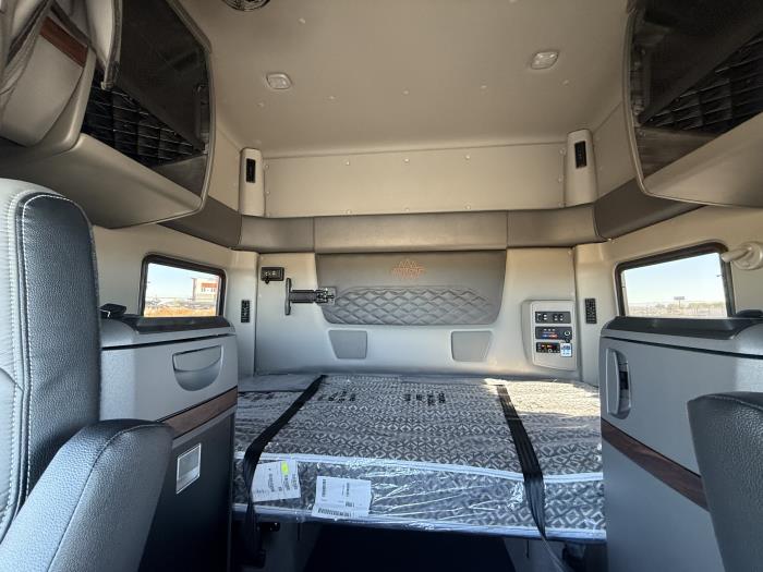 2026 International LT625-16