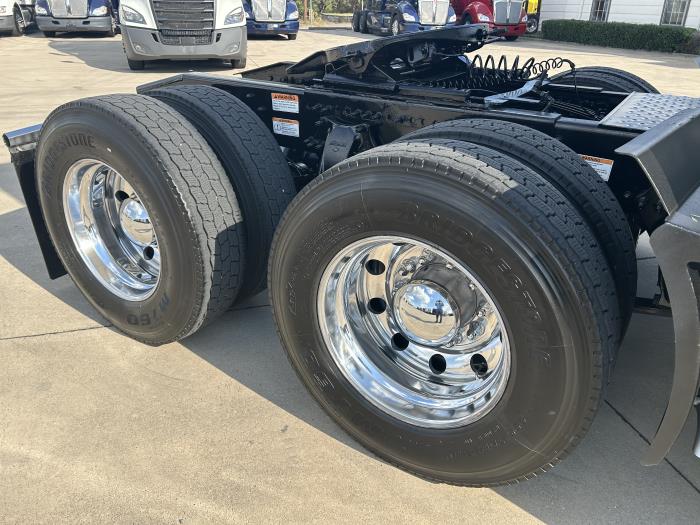 2023 Freightliner Cascadia-20