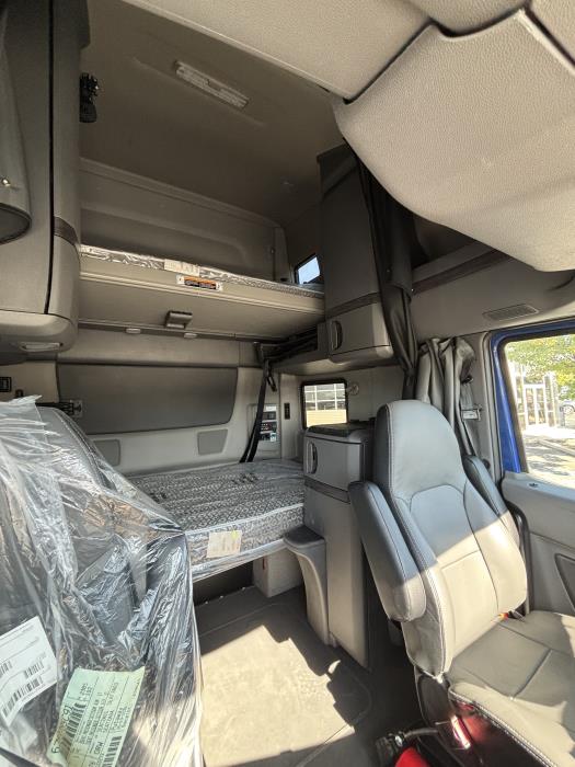 2025 International LT625-13