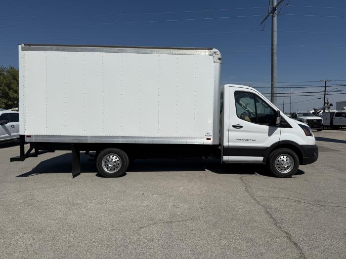 2024 Ford Transit-350-5