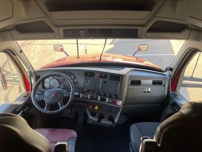 2022 Kenworth T680-19