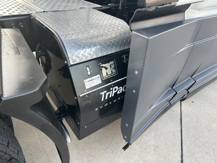 2022 Freightliner Cascadia-16