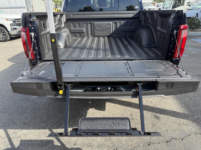 2025 Ford F-150-8