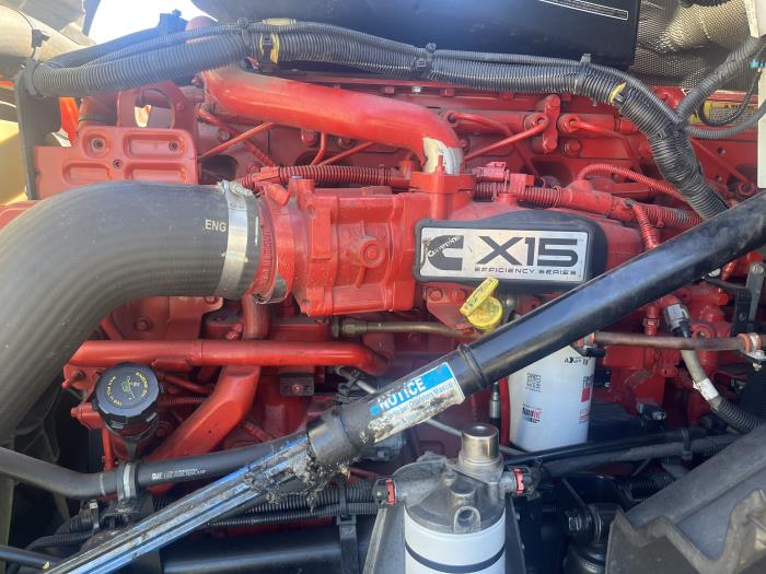 2019 International LT625-12