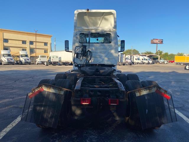 2019 International LT625-3