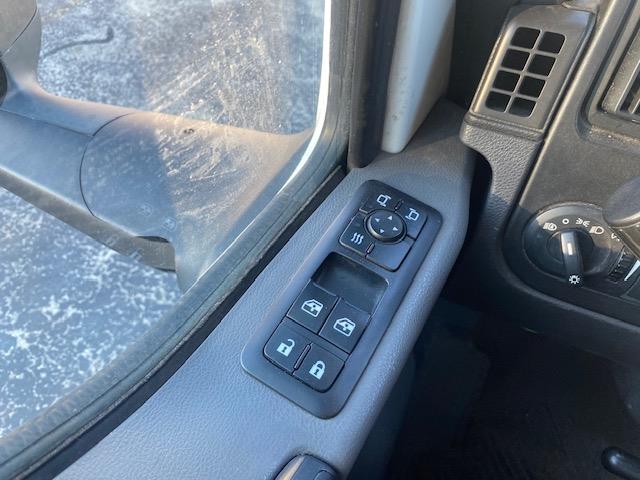 2019 International LT625-17