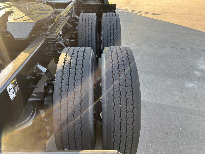 2024 Peterbilt 579-11