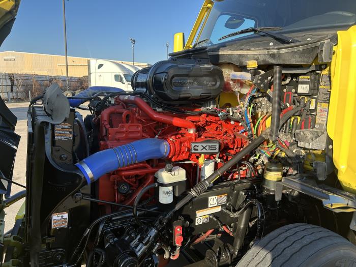 2024 Peterbilt 579-16