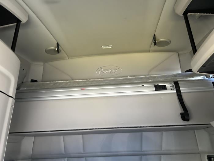 2024 Peterbilt 579-29