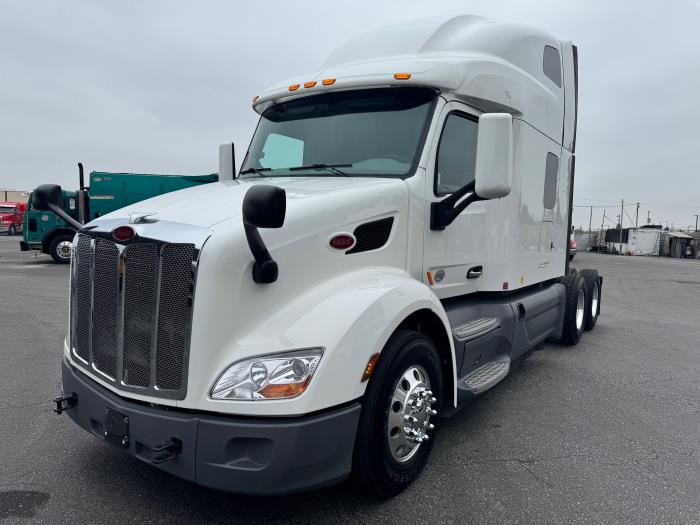 2021 Peterbilt 579-1