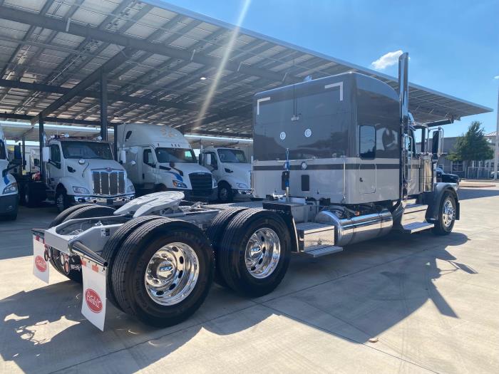 2026 Peterbilt 589-6