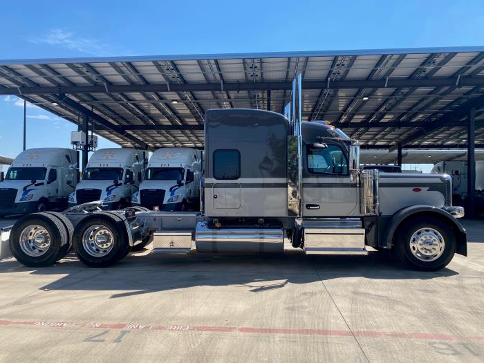 2026 Peterbilt 589-7