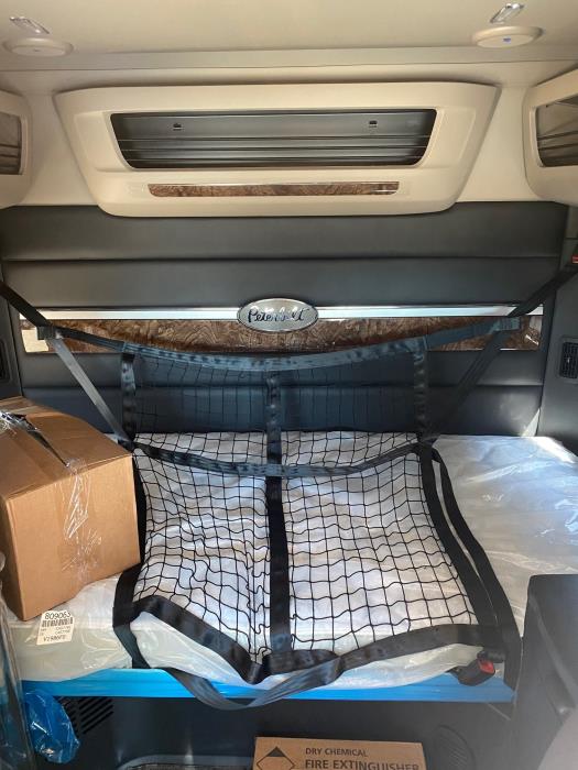 2026 Peterbilt 589-24