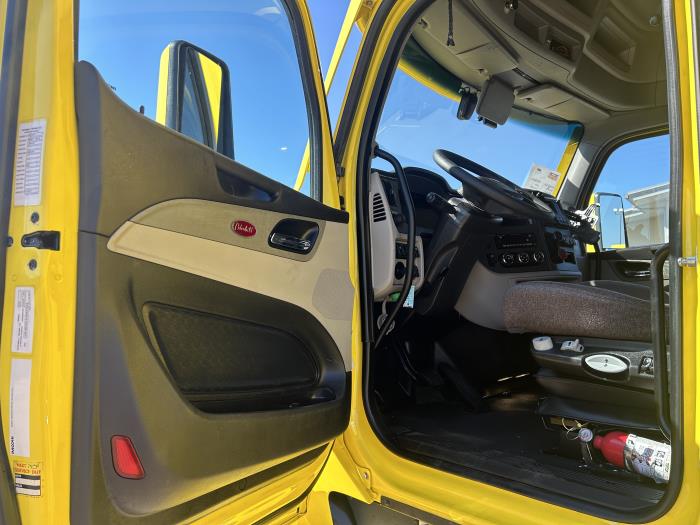 2024 Peterbilt 579-24