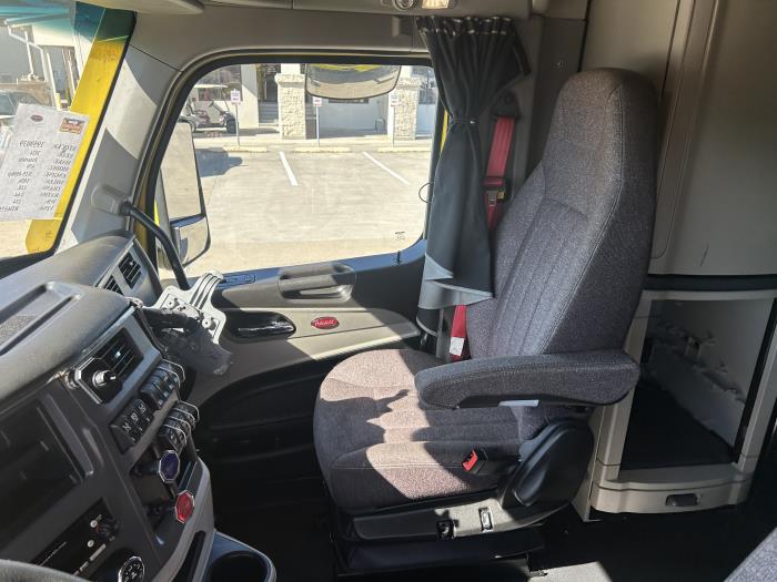 2024 Peterbilt 579-25