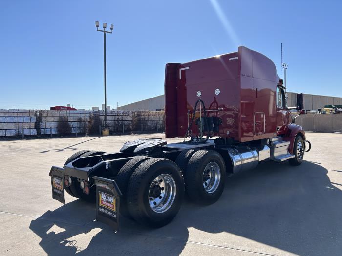 2022 Peterbilt 579-5