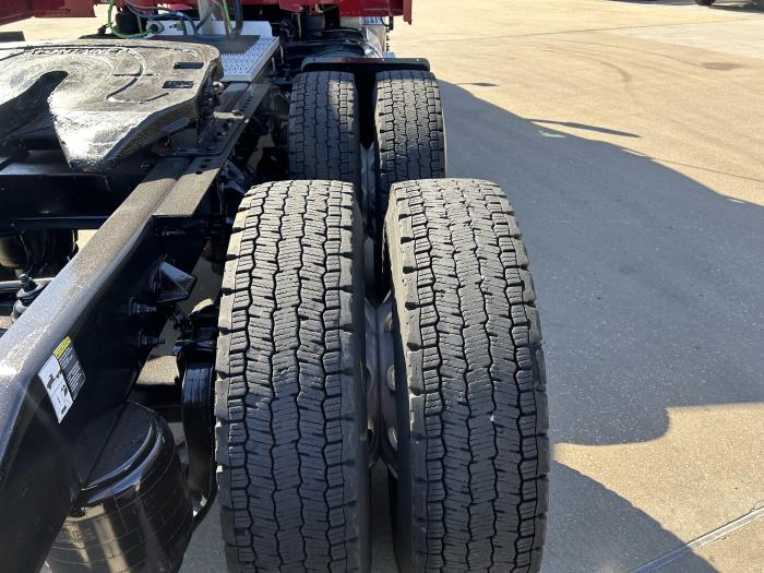 2022 Peterbilt 579-11