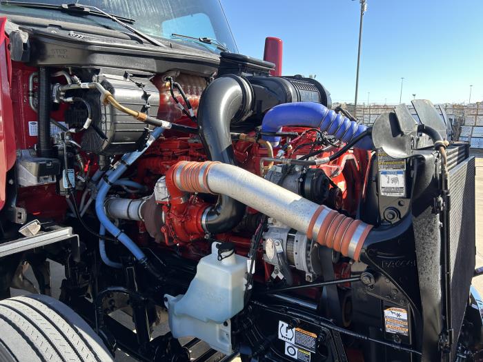 2022 Peterbilt 579-19