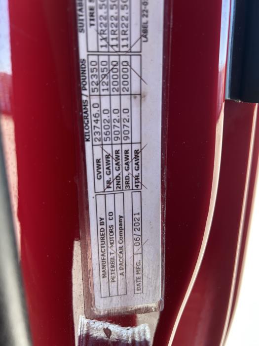 2022 Peterbilt 579-26